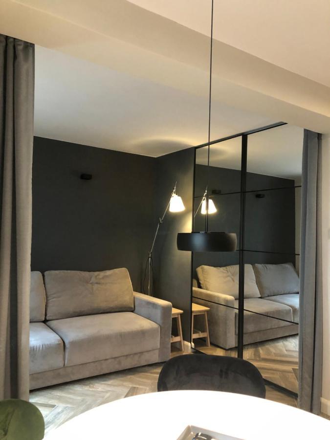 Arte-Locum Apartamenty Przy Rynku วรอตซวาฟ ภายนอก รูปภาพ