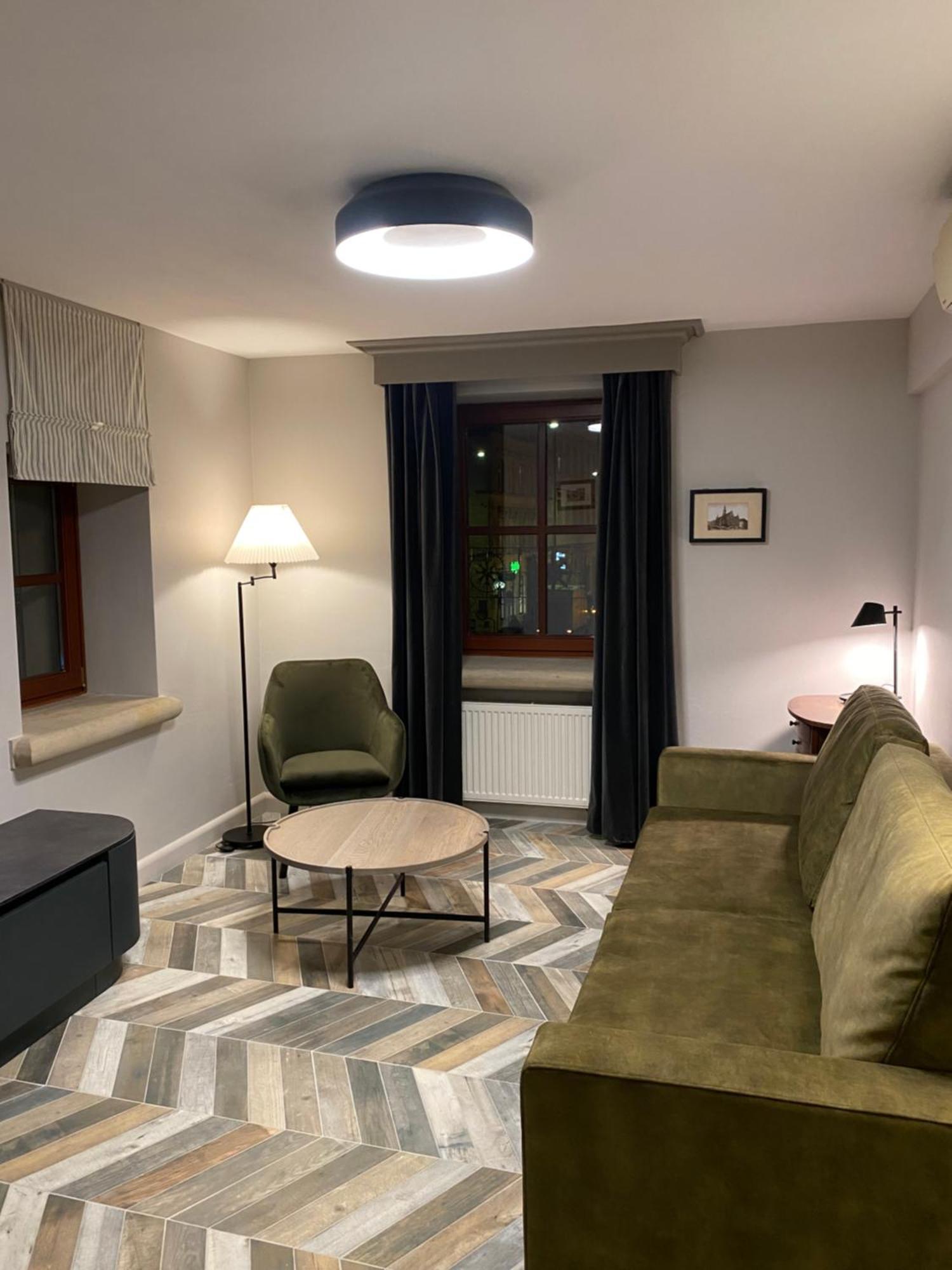 Arte-Locum Apartamenty Przy Rynku วรอตซวาฟ ภายนอก รูปภาพ