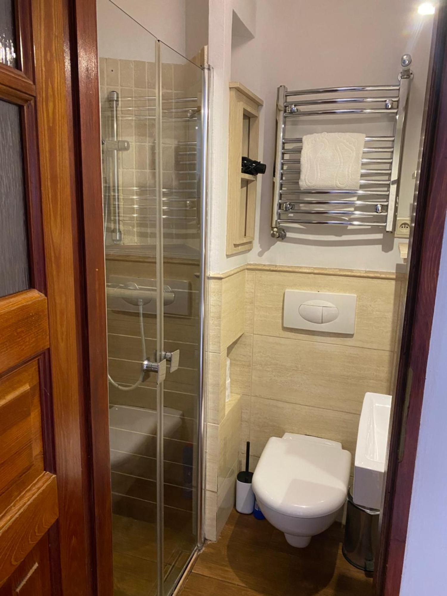 Arte-Locum Apartamenty Przy Rynku วรอตซวาฟ ภายนอก รูปภาพ